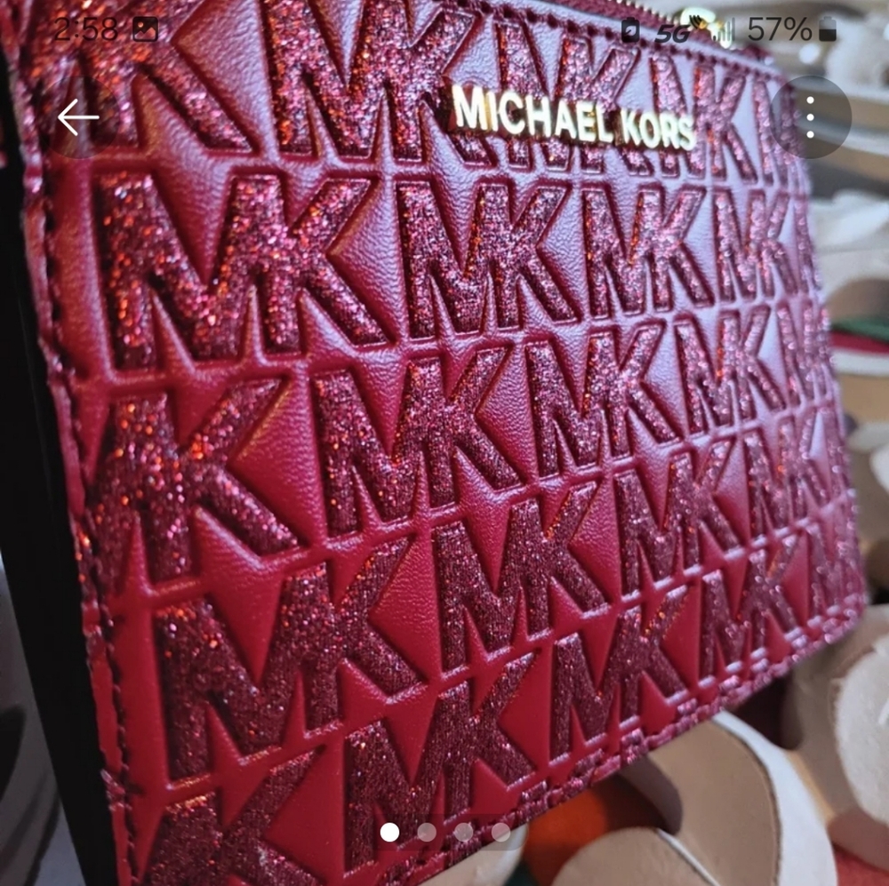 BEAUTIFUL! MICHAEL KORS CARD HOLDER NWOT!